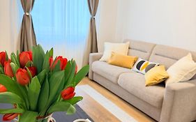 Riverside Apartment Praha